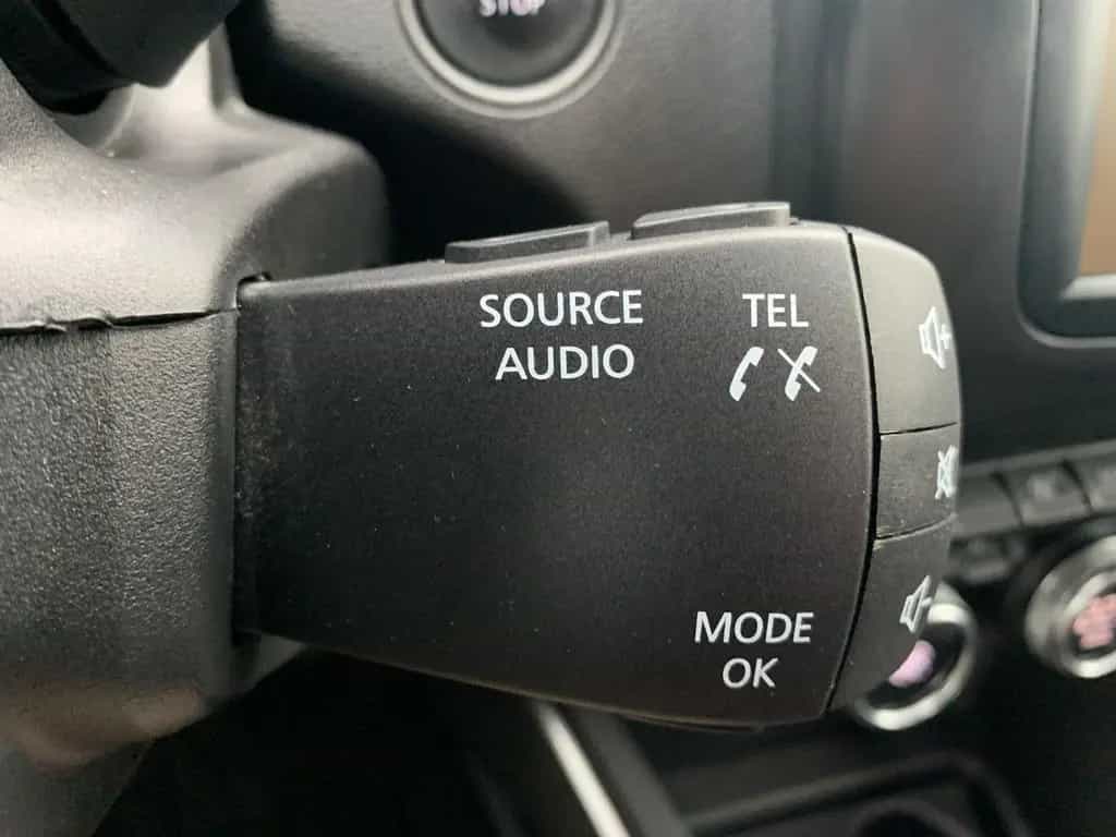 Dacia Duster ADVENTURE TCe 150 2WD AHK+NAVI+SHZ+TEMPO 12/2019-photo-34