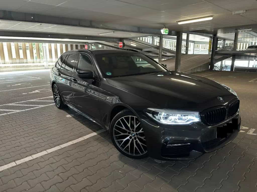 BMW 520 d Touring M ACC/Pano/belüft.Sitz/HUD/360G 02/2018-photo-1