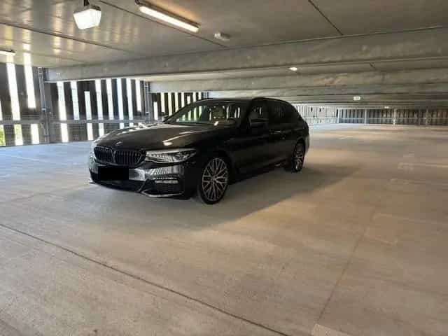 BMW 520 d Touring M ACC/Pano/belüft.Sitz/HUD/360G 02/2018-photo-2