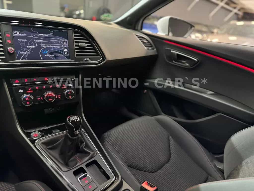 Seat Leon ST FR Virtual/Pano/Nav/ACC/Shz/PDC/Beats 09/2018-photo-17