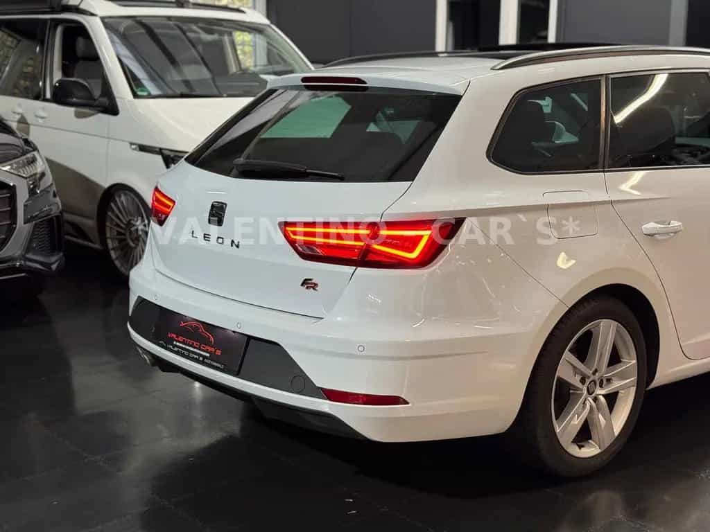 Seat Leon ST FR Virtual/Pano/Nav/ACC/Shz/PDC/Beats 09/2018-photo-30