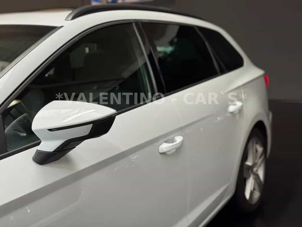 Seat Leon ST FR Virtual/Pano/Nav/ACC/Shz/PDC/Beats 09/2018-photo-39