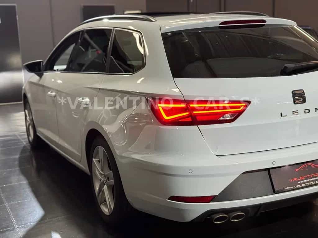 Seat Leon ST FR Virtual/Pano/Nav/ACC/Shz/PDC/Beats 09/2018-photo-47