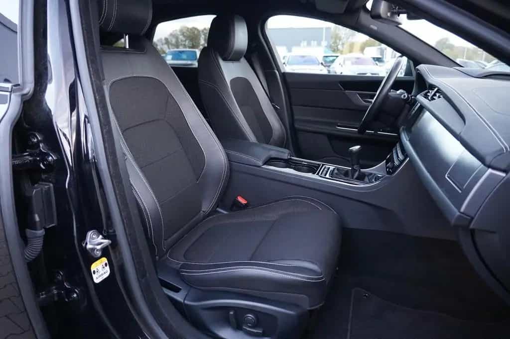 Jaguar XF 20d R-Sport*Xenon*Leder*Navi* 08/2017-photo-17