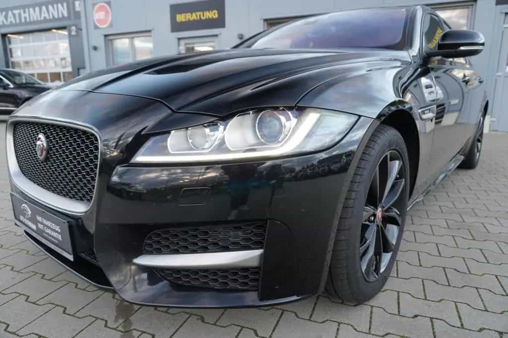 Jaguar XF 20d R-Sport*Xenon*Leder*Navi* 08/2017-photo-3