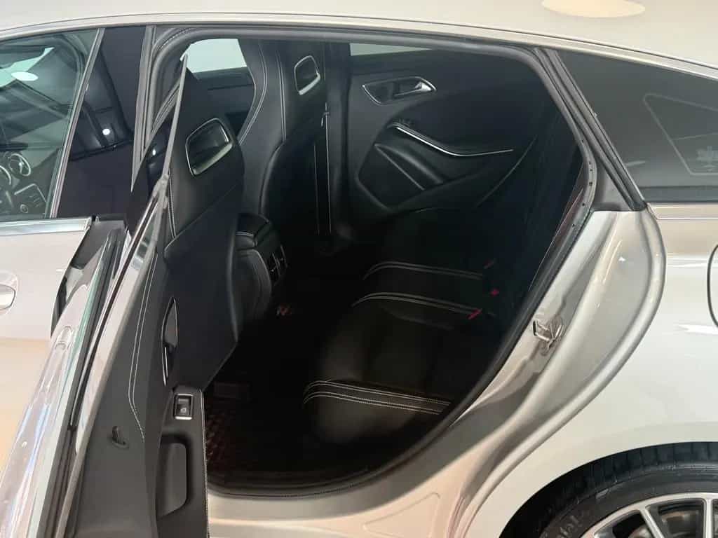 Mercedes-Benz CLA 250 Shooting Brake CLA 250 AMG Shooting Brake*LED*R.KAM*V-LEDER* 08/2019-photo-7