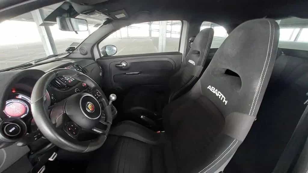 Abarth 695 BI-XENON/LEDER/KLIMA/PDC/DAB 08/2022-photo-6