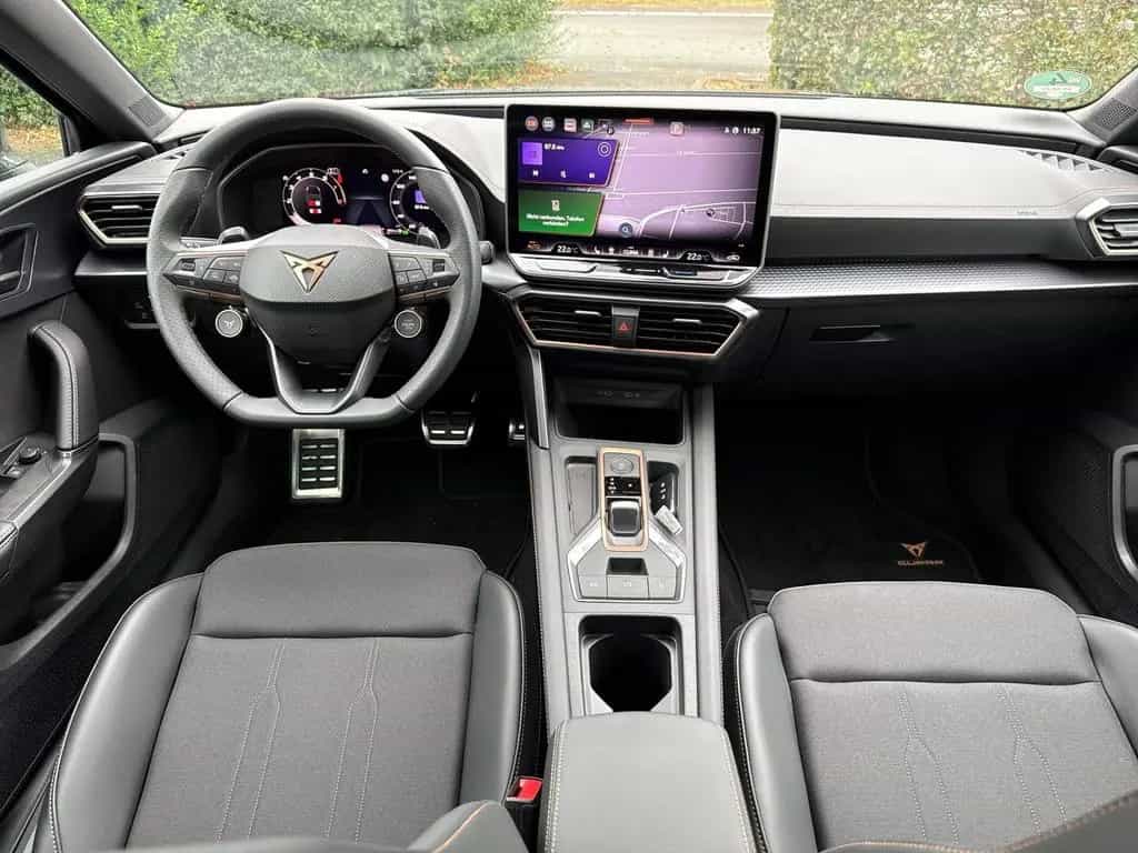 Cupra Leon 1.5 eTSI, DSG, RFK, LED, SHZ 08/2025-photo-10