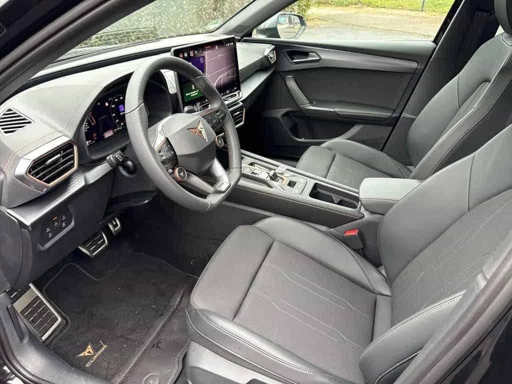 Cupra Leon 1.5 eTSI, DSG, RFK, LED, SHZ 08/2025-photo-7