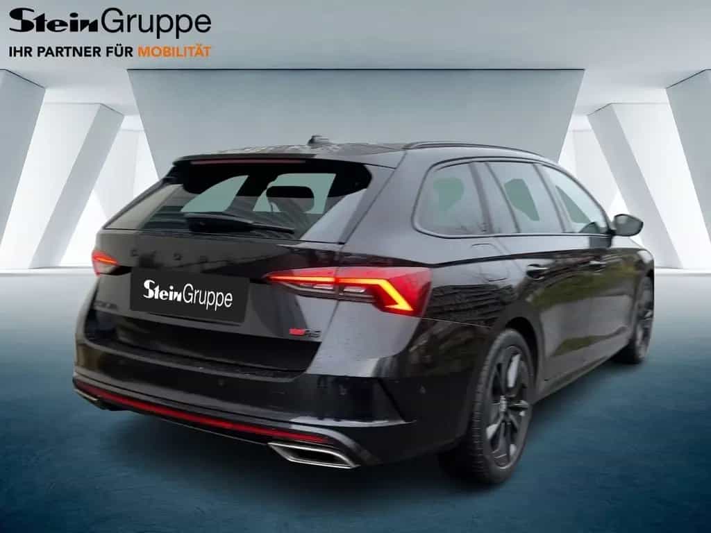Skoda Octavia Combi RS APP+DAB+HUD+VIRT+ACC+LED+NAVI 09/2022-photo-2