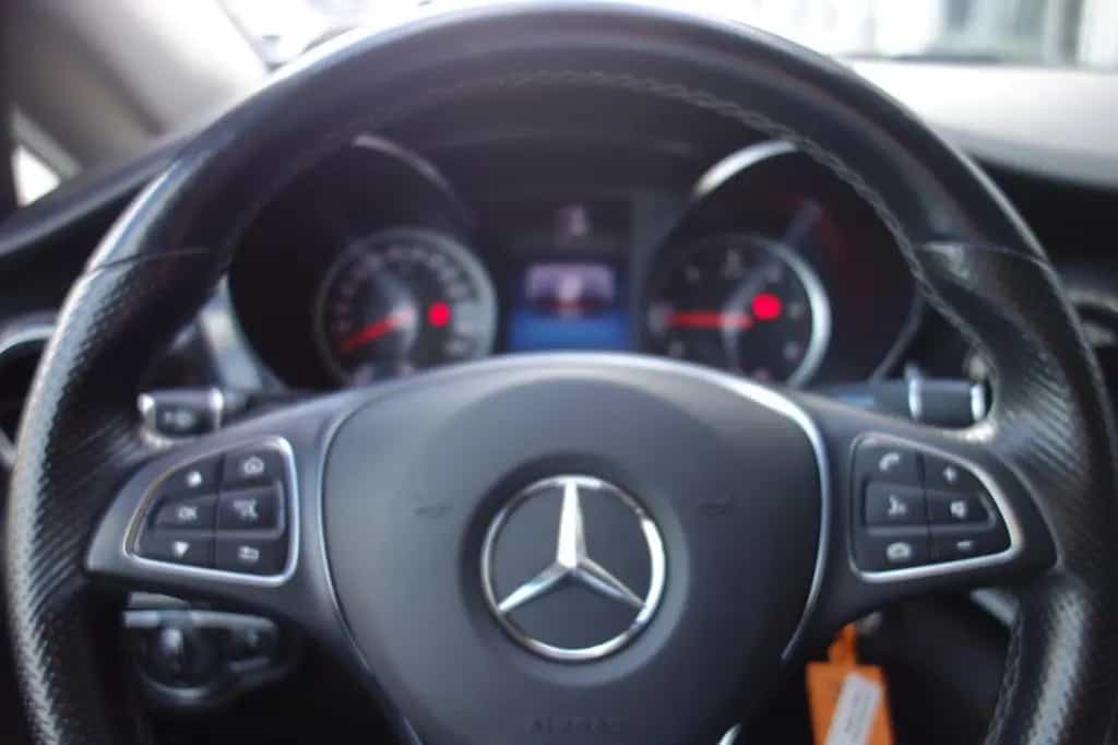 Mercedes-Benz V-Class 250 d LANG NIGHT AIRMATIC 2sTÜR/STDHZG/AHK/KAM 07/2022-photo-17