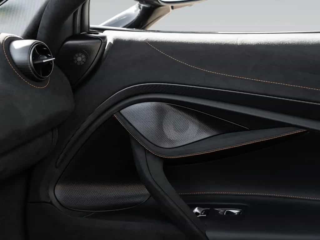 McLaren 750S Spider | Carbon Exterior | Black Alcantara 05/2025-photo-34