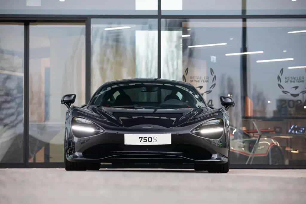 McLaren 750S Coupe / Amethyst Black / Carbon Fibre / B&W 03/2025-photo-3