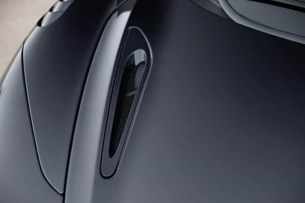 McLaren 750S Coupe / Amethyst Black / Carbon Fibre / B&W 03/2025-photo-5