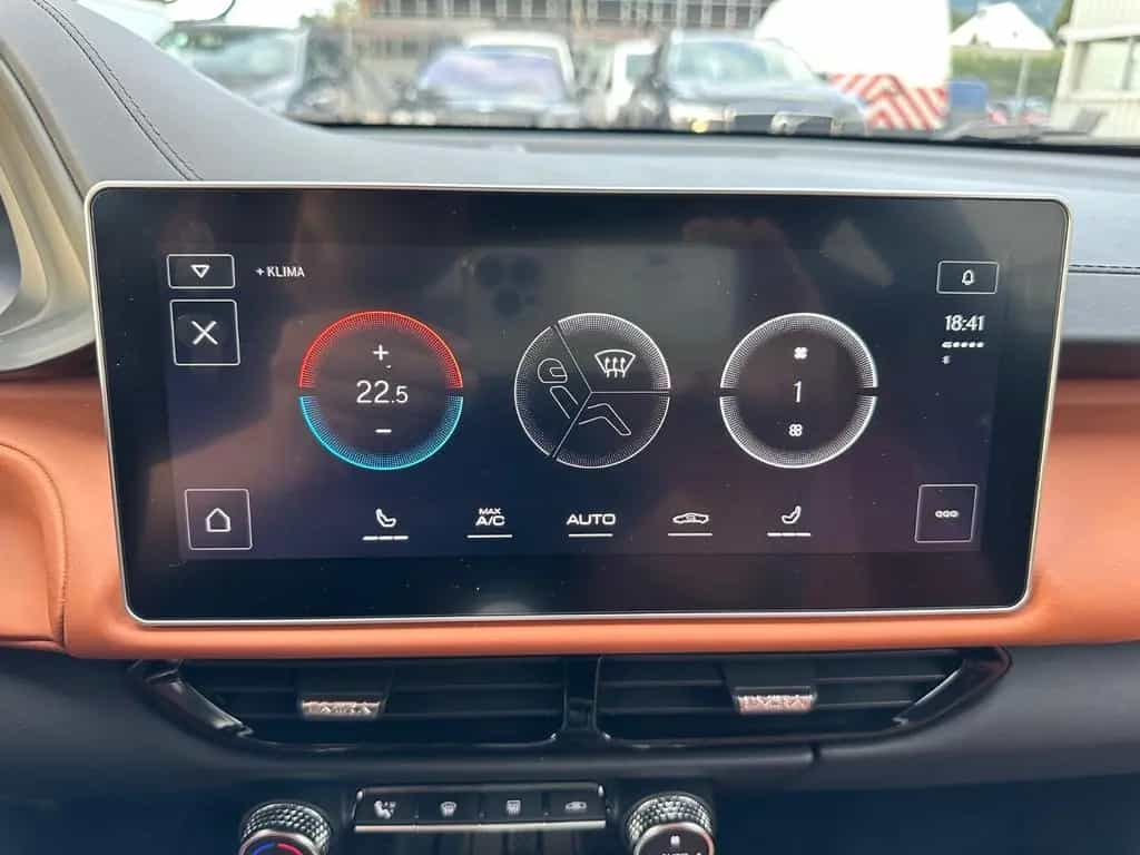 Lotus Emira 3.5 V6 Supercharged First Edition Garantie 12/2023-photo-15