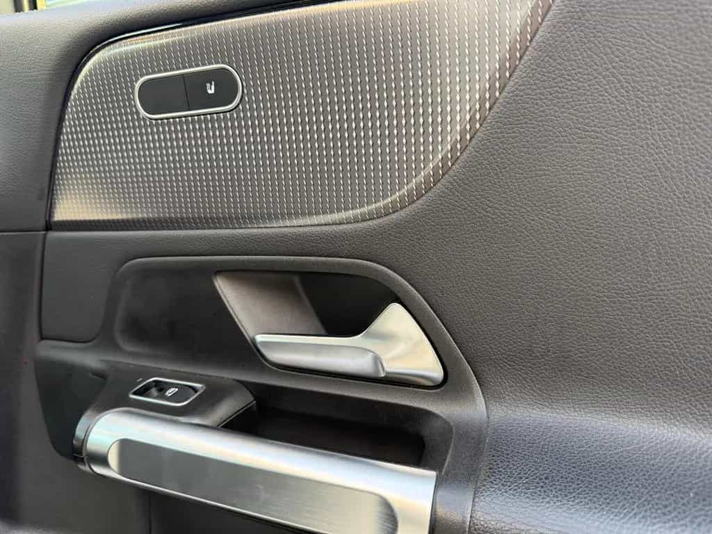 Mercedes-Benz GLB-Class 200 GLB 200 d*MEMORY*LED*CAM*CARPLAY* 12/2020-photo-12