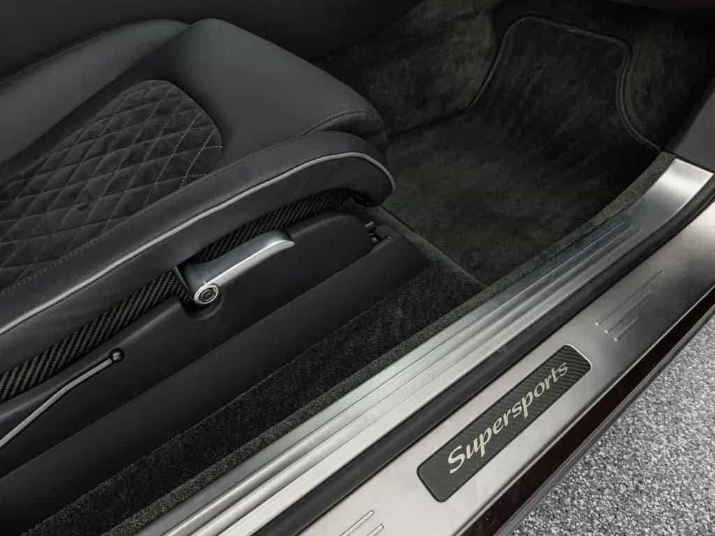 Bentley Continental Supersports Carbon - Schalensitze 06/2010-photo-18