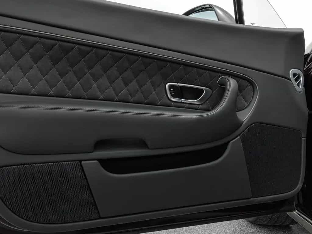 Bentley Continental Supersports Carbon - Schalensitze 06/2010-photo-6