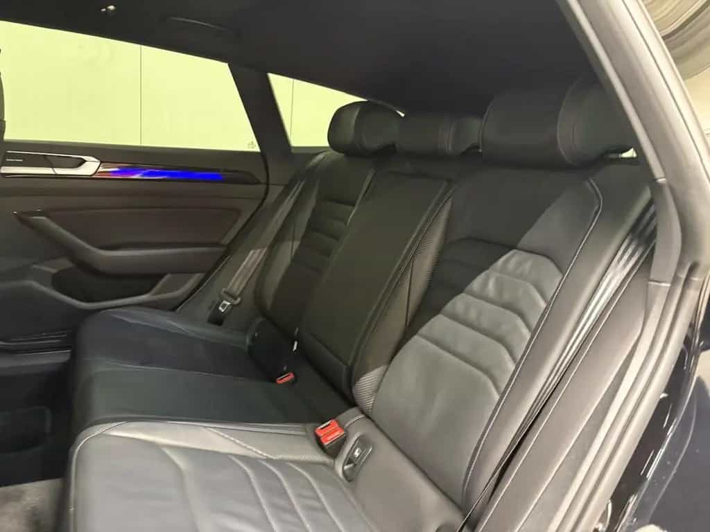 Volkswagen Arteon Shootingbrake R 4Motion 2.0 TSI DSG LEDER 08/2023-photo-19
