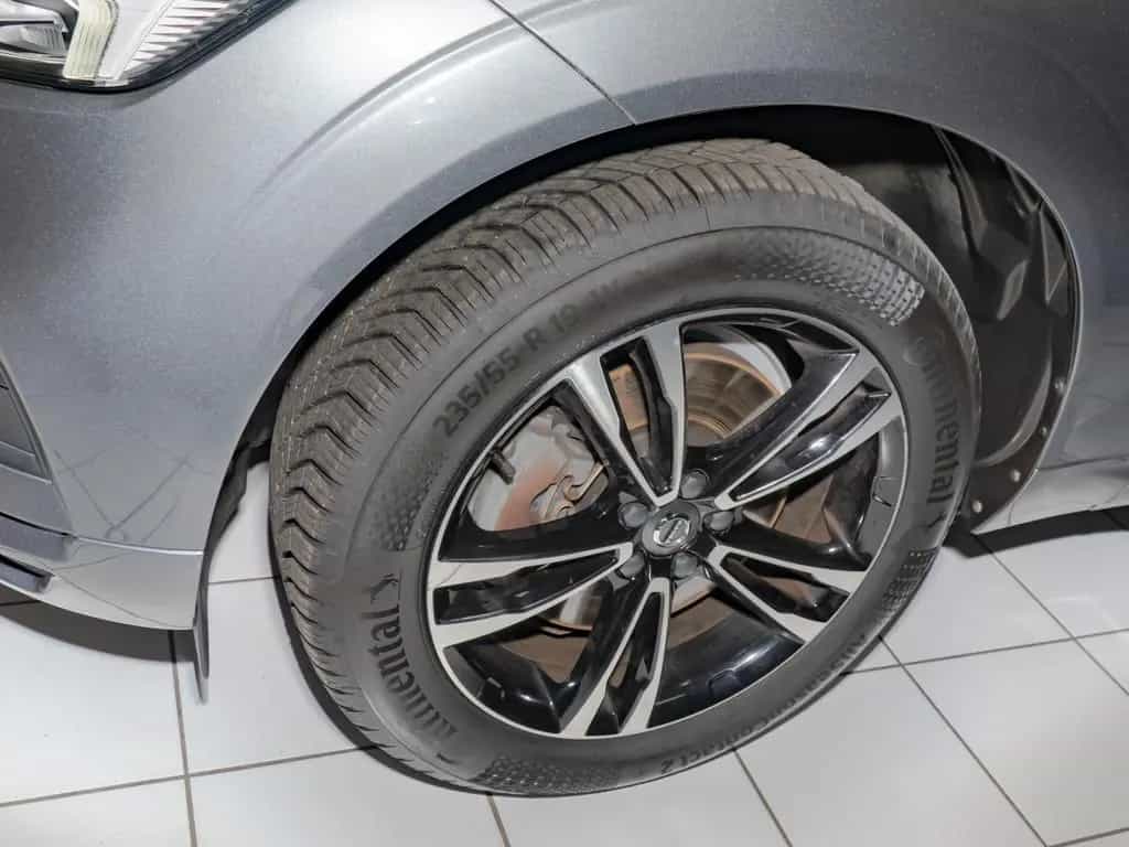 Volvo XC 60 T4 2WD Momentum Pro H/K NAVI W-LAN ACC LED 05/2020-photo-0