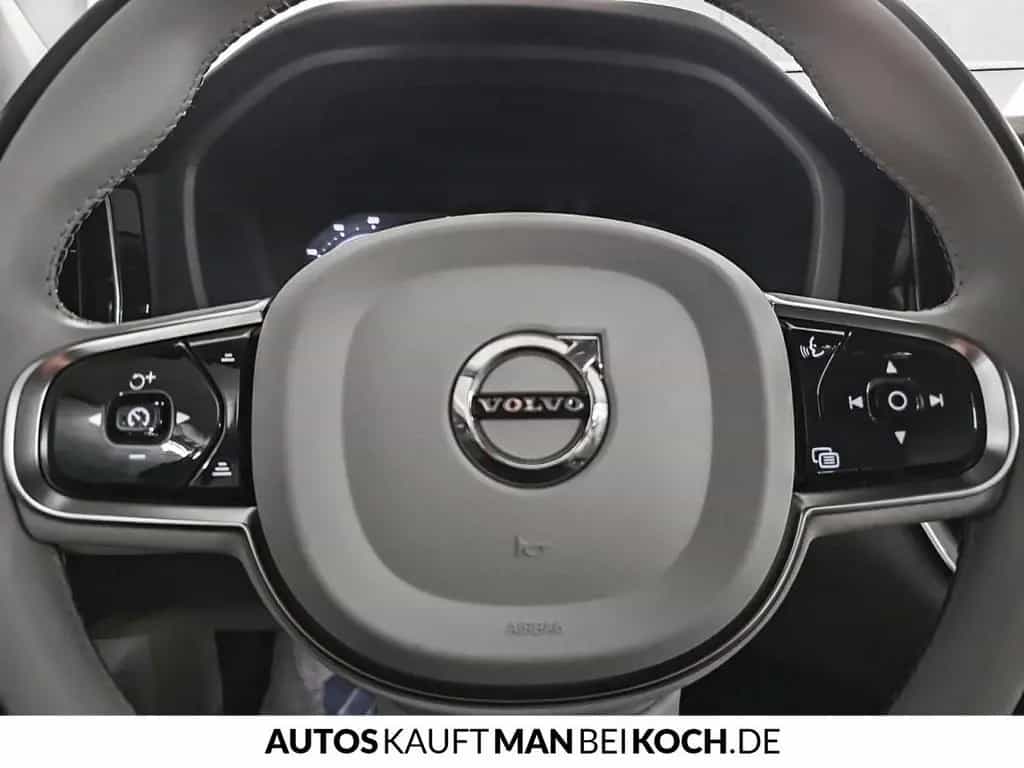 Volvo XC60 B4 Core 4xSHz LED Google LEDER PDC/CAM QI 10/2023-photo-11