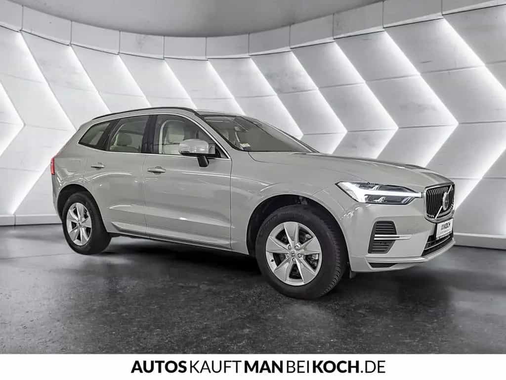 Volvo XC60 B4 Core 4xSHz LED Google LEDER PDC/CAM QI 10/2023-photo-5