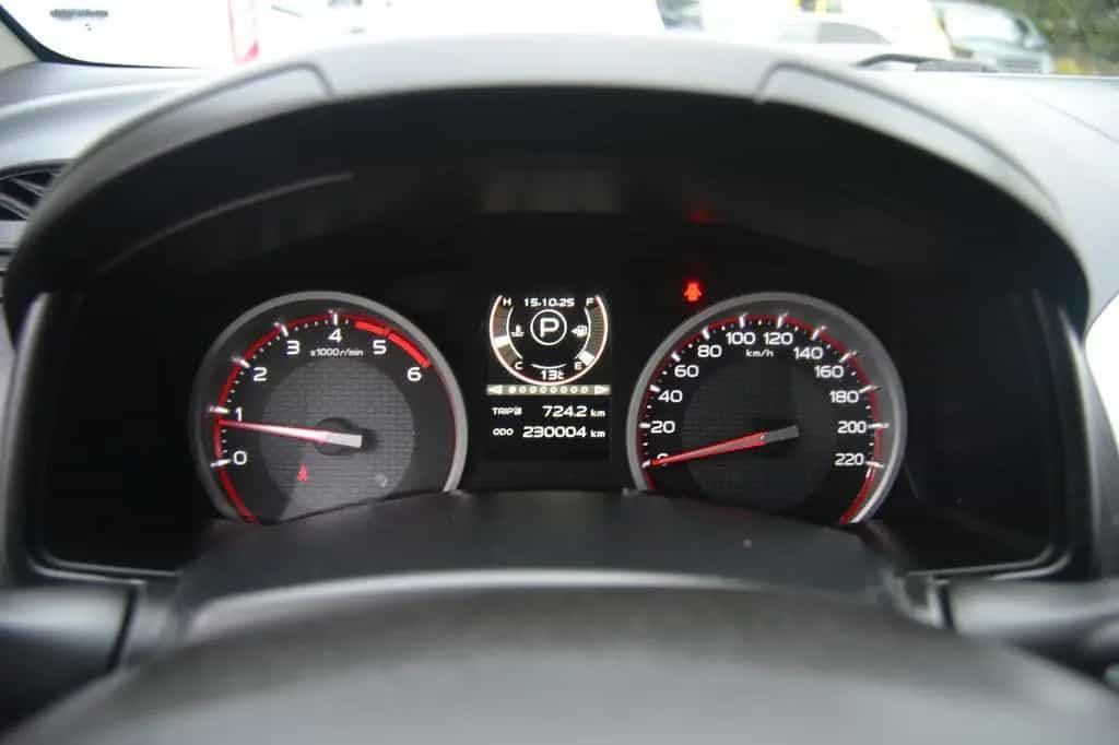Isuzu D-Max Double Cab AUT 4WD LS 2 Sitze 01/2018-photo-16