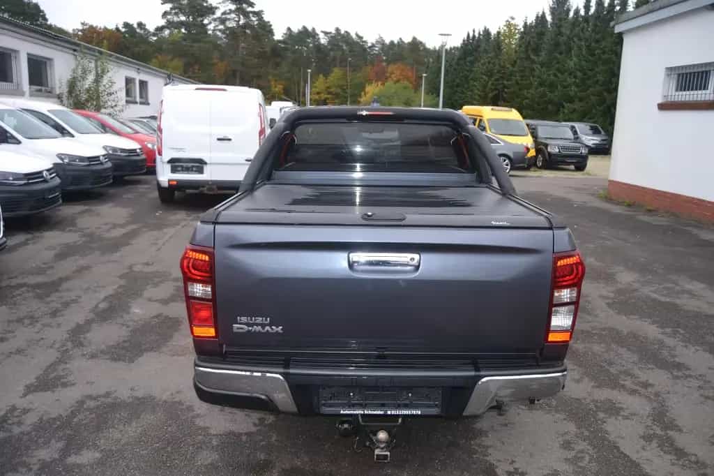 Isuzu D-Max Double Cab AUT 4WD LS 2 Sitze 01/2018-photo-7