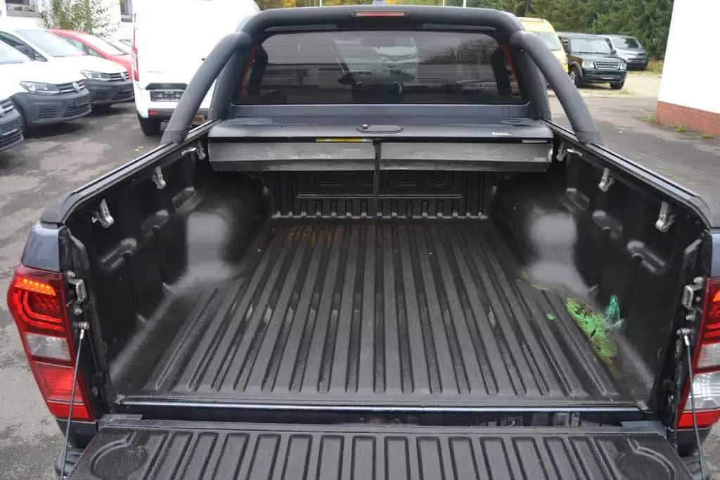 Isuzu D-Max Double Cab AUT 4WD LS 2 Sitze 01/2018-photo-9