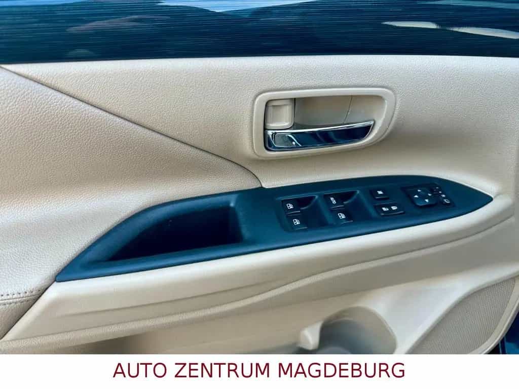 Mitsubishi Outlander Top 4WD AUTOM*SD*KAMERA*7SITZER 09/2016-photo-13