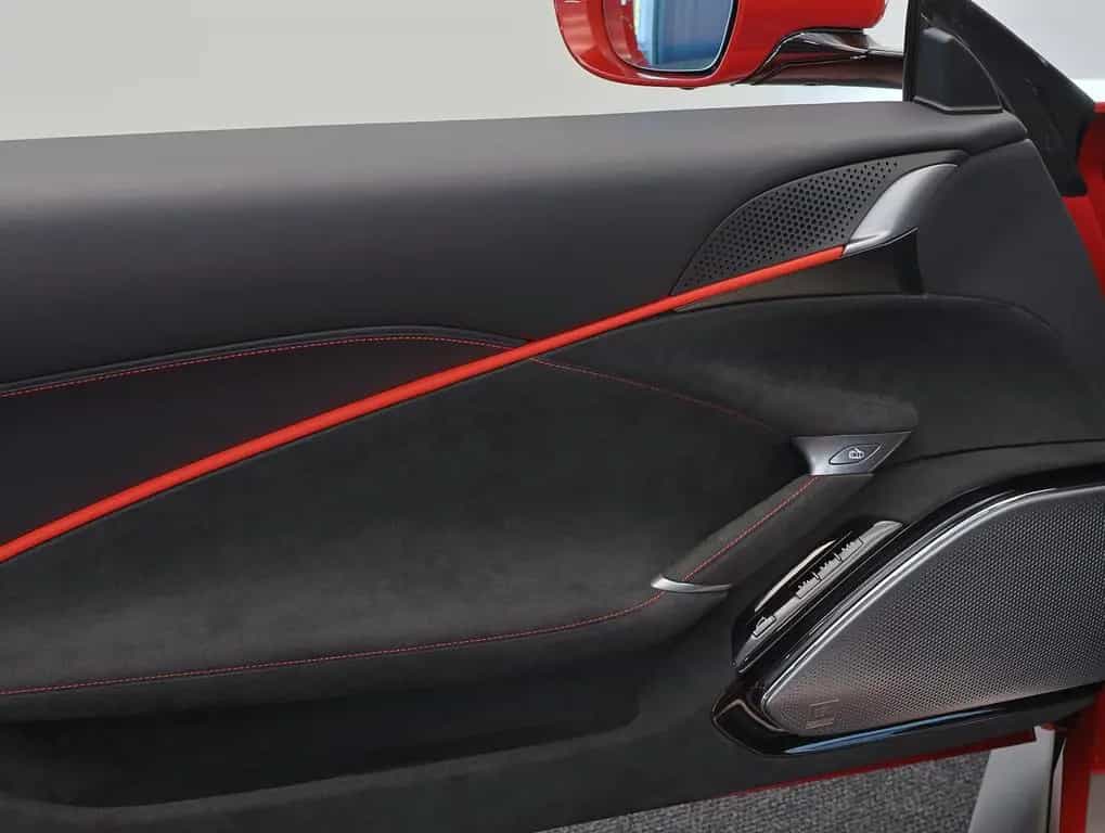 Ferrari Roma Spider 06/2025-photo-16