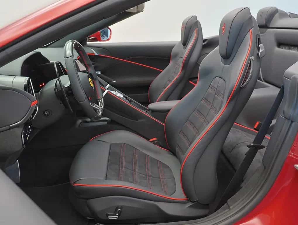 Ferrari Roma Spider 06/2025-photo-17