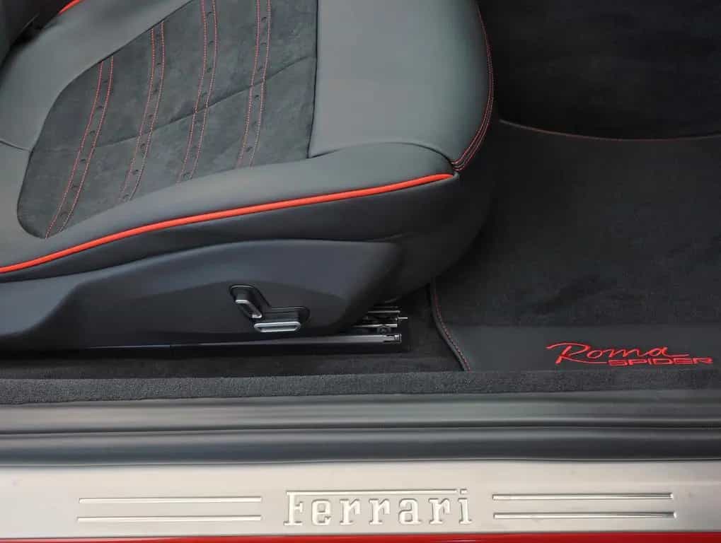 Ferrari Roma Spider 06/2025-photo-19