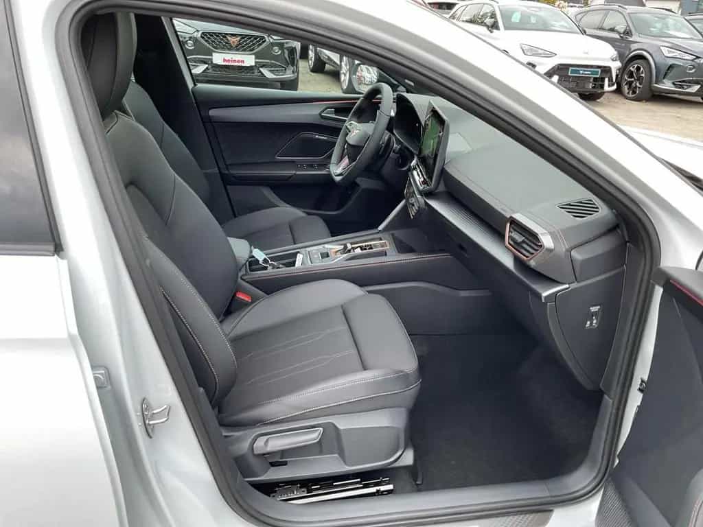 Cupra Leon Sportstourer 1.5 eTSI DSG KAMERA/PARKLENKAS 12/2025-photo-10