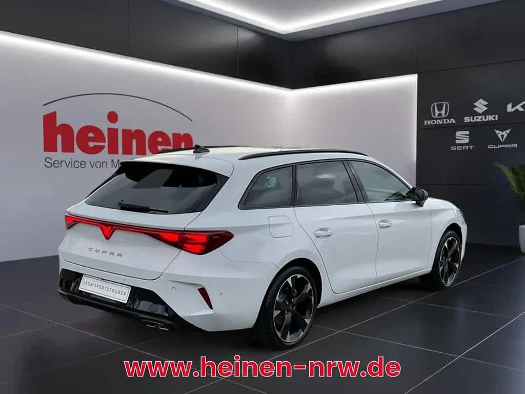 Cupra Leon Sportstourer 1.5 eTSI DSG KAMERA/PARKLENKAS 12/2025-photo-3