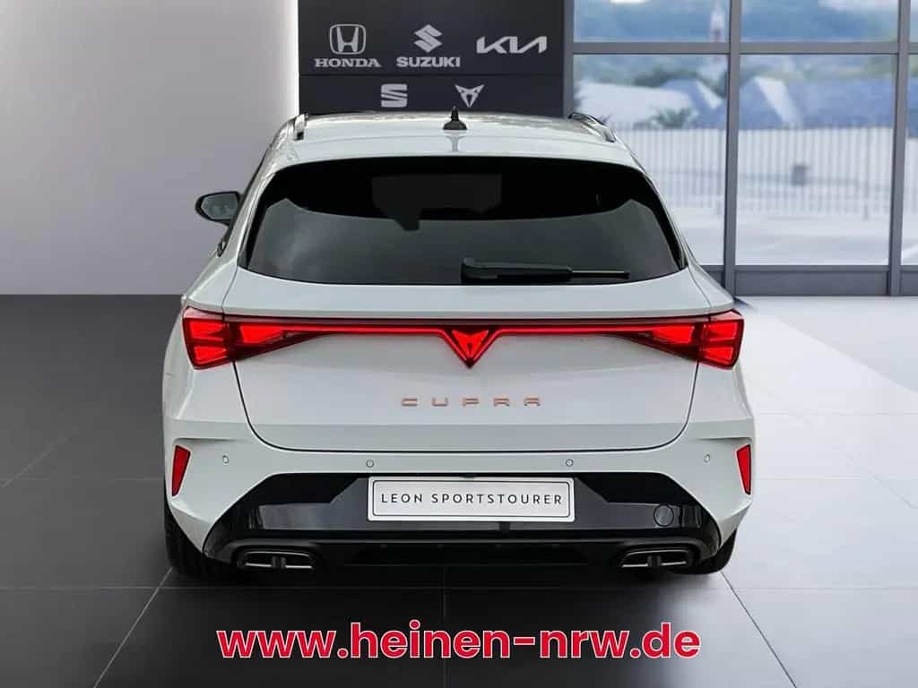 Cupra Leon Sportstourer 1.5 eTSI DSG KAMERA/PARKLENKAS 12/2025-photo-4