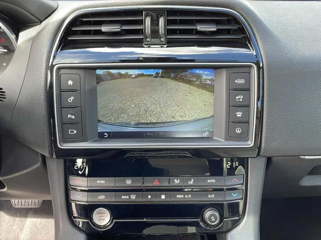 Jaguar F-Pace 35t AWD Prestige 02/2018-photo-13