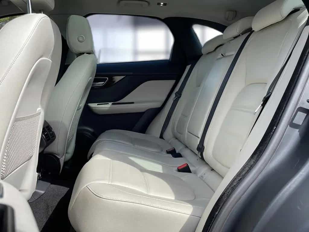 Jaguar F-Pace 35t AWD Prestige 02/2018-photo-14