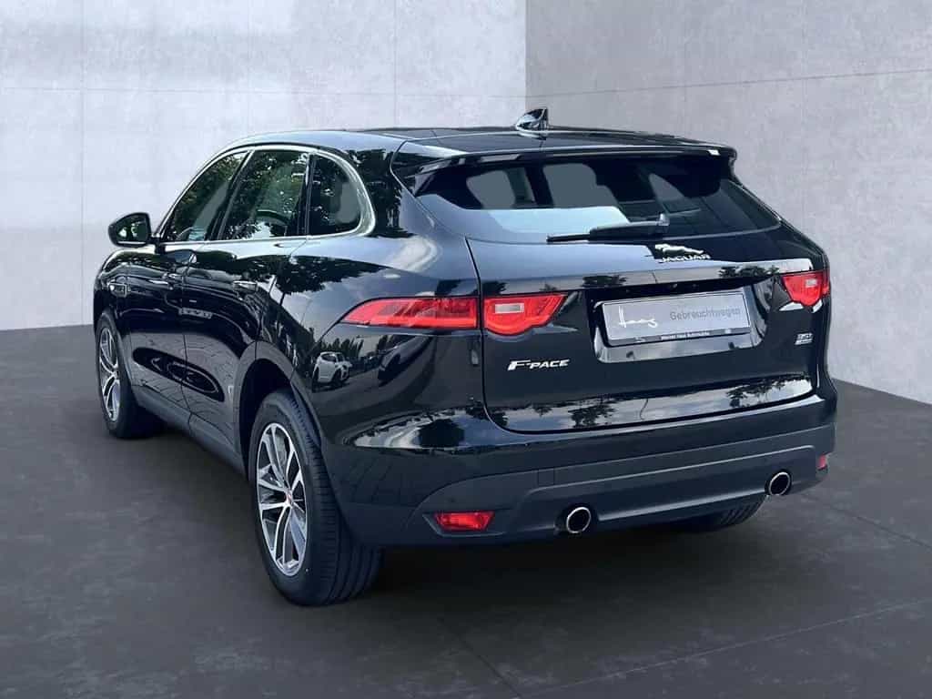 Jaguar F-Pace 35t AWD Prestige 02/2018-photo-2