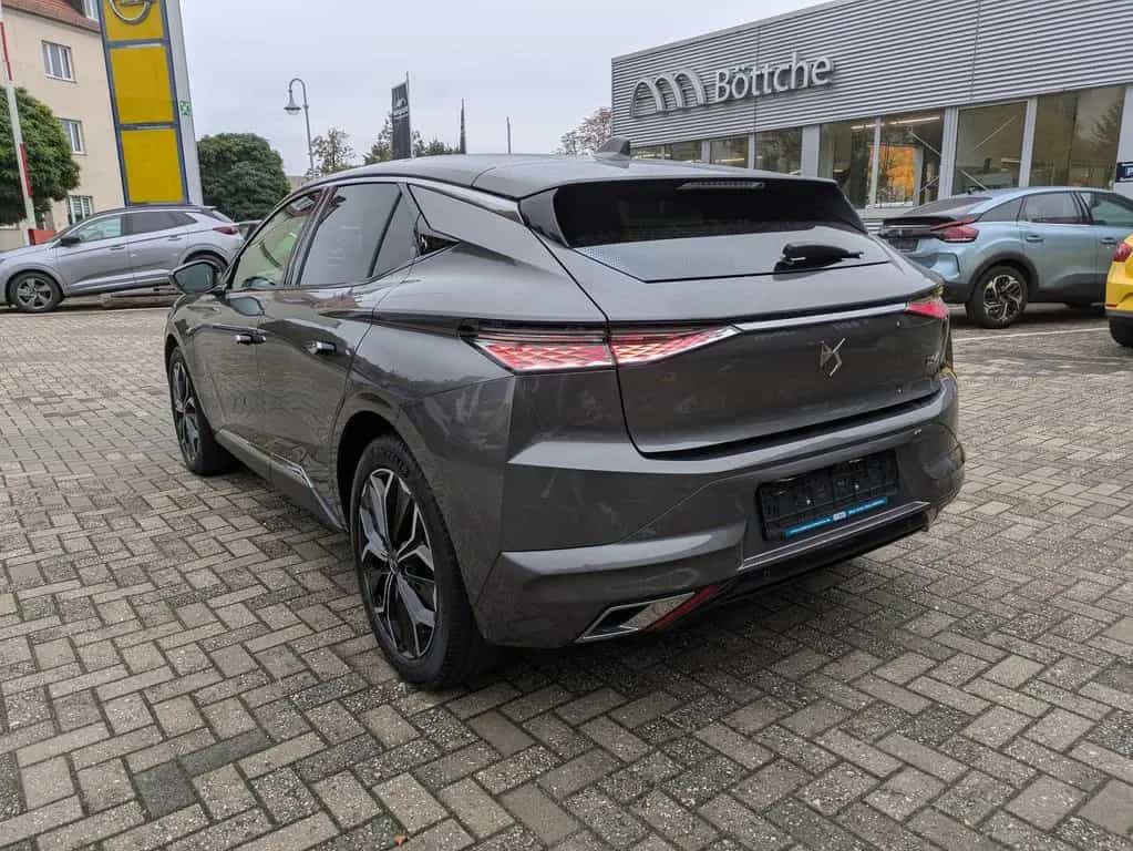 DS Automobiles DS4 Opera 1.2 12V e-THP / PureTech Metallic 08/2023-photo-4
