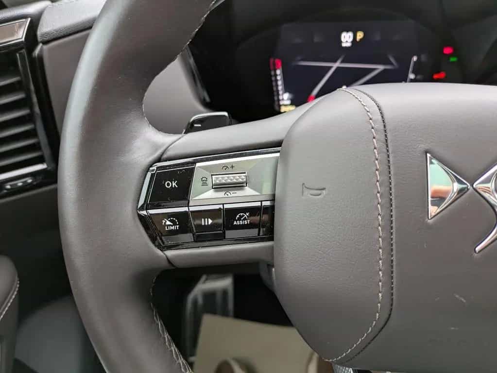 DS Automobiles DS4 Opera 1.2 12V e-THP / PureTech Metallic 08/2023-photo-8