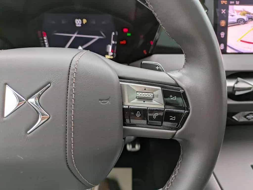DS Automobiles DS4 Opera 1.2 12V e-THP / PureTech Metallic 08/2023-photo-9