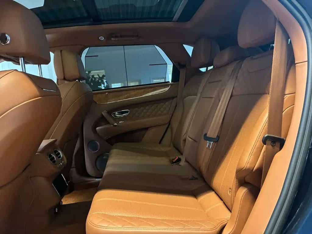 Bentley Bentayga 6.0 W12+TRAILER+PANO+MEMO+NAIM+LUFT+NAV 02/2017-photo-15