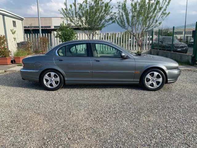 Jaguar X-Type X-Type 3.0 V6 24V cat Executive 04/2002-photo-3