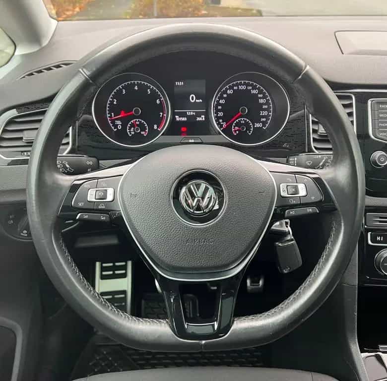 Volkswagen Golf Sportsvan VII Sound BMT/Panorama/TÜV Neu 03/2017-photo-19