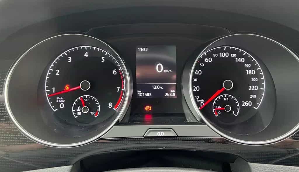 Volkswagen Golf Sportsvan VII Sound BMT/Panorama/TÜV Neu 03/2017-photo-20