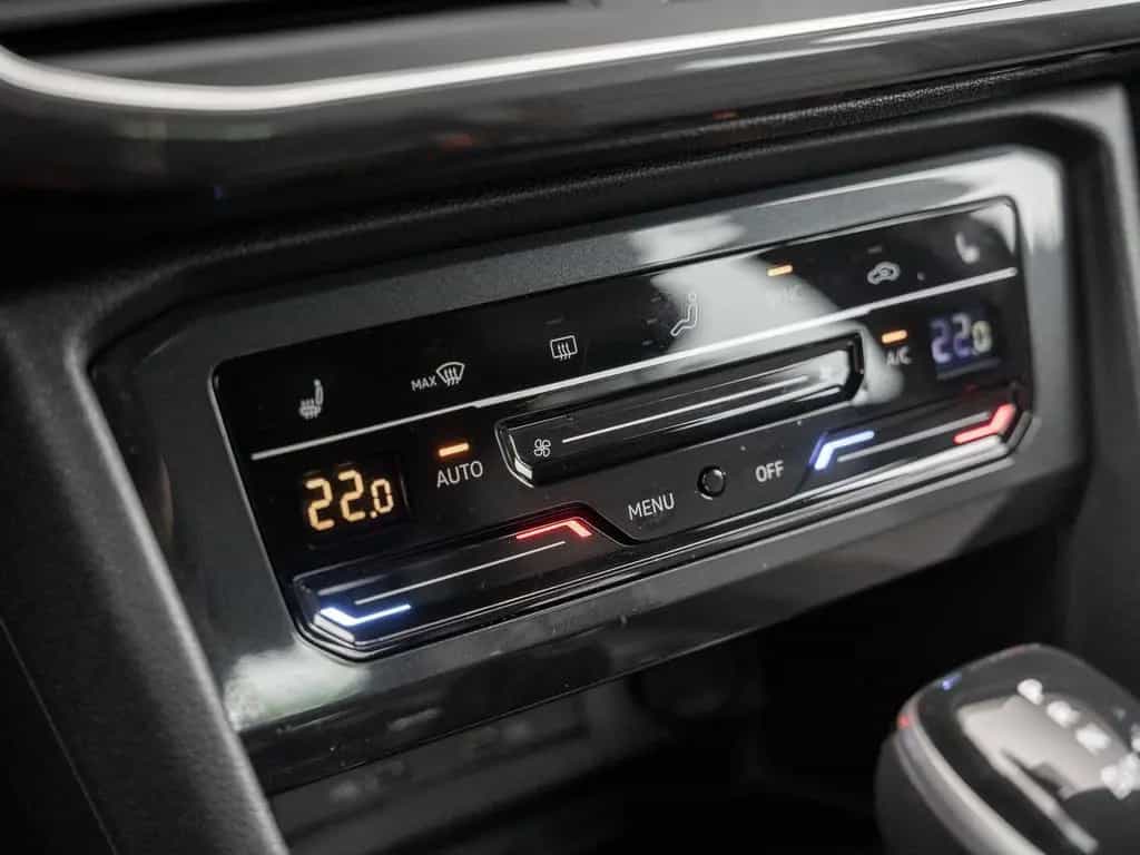 Seat Tarraco XCELLENCE 2.0 TSI DSG 4DRIVE AHK Kam. LM 08/2022-photo-17