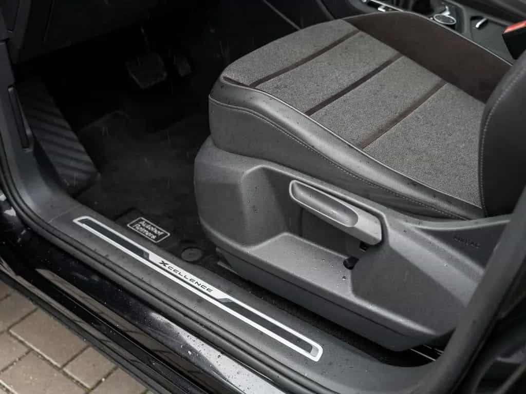 Seat Tarraco XCELLENCE 2.0 TSI DSG 4DRIVE AHK Kam. LM 08/2022-photo-26