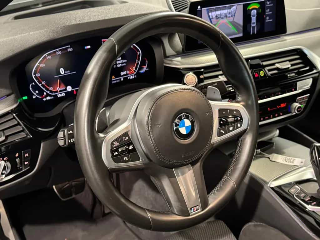 BMW 5 Series 530i Lim. xDr.*M SPORT*LED-ACC-H&K-HUD-R.KAM-AHK 03/2020-photo-21