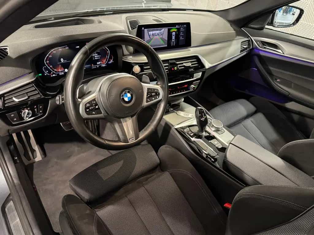 BMW 5 Series 530i Lim. xDr.*M SPORT*LED-ACC-H&K-HUD-R.KAM-AHK 03/2020-photo-22